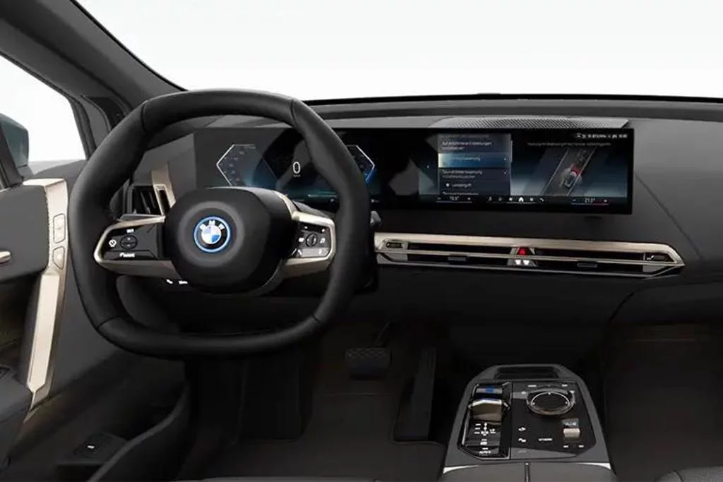 BMW iX 240kW xDr40 MSport 76.6kWh 5dr Auto Tech+/Sky/22kW