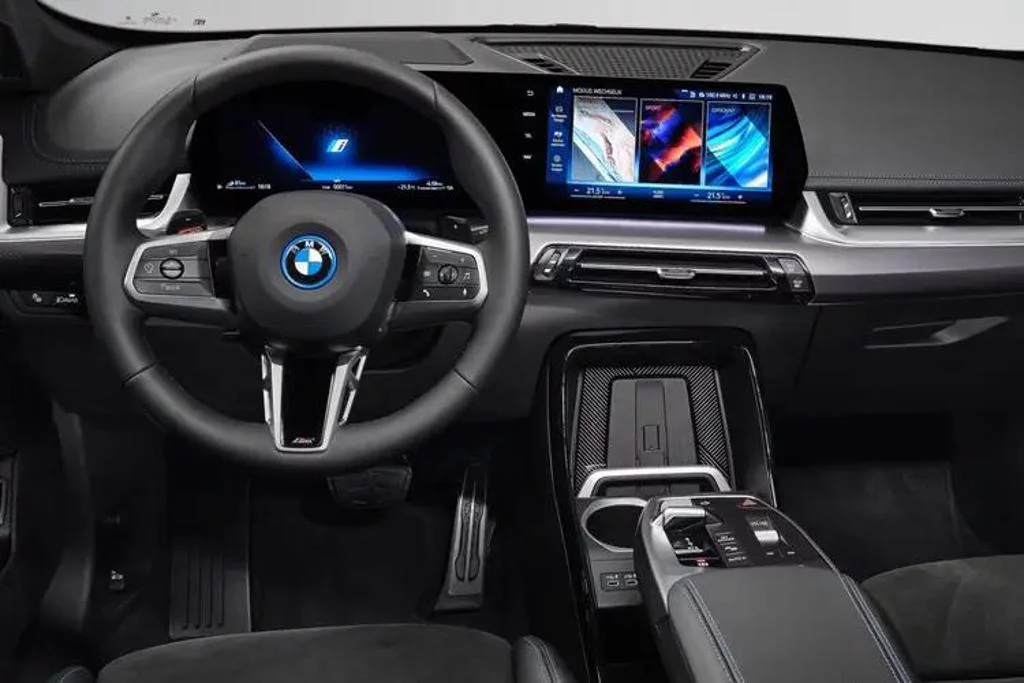 BMW X1 xDrive 23d MHT xLine 5dr Tech Plus Step Auto