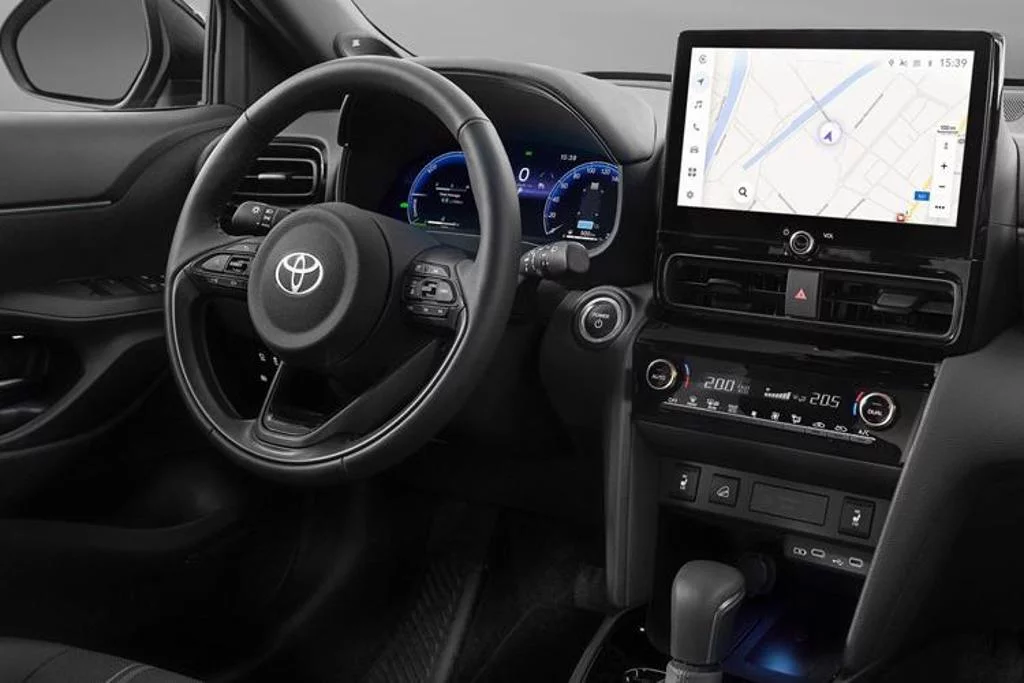 Toyota Yaris Cross 1.5 Hybrid 130 GR Sport 5dr CVT Advanced Safety
