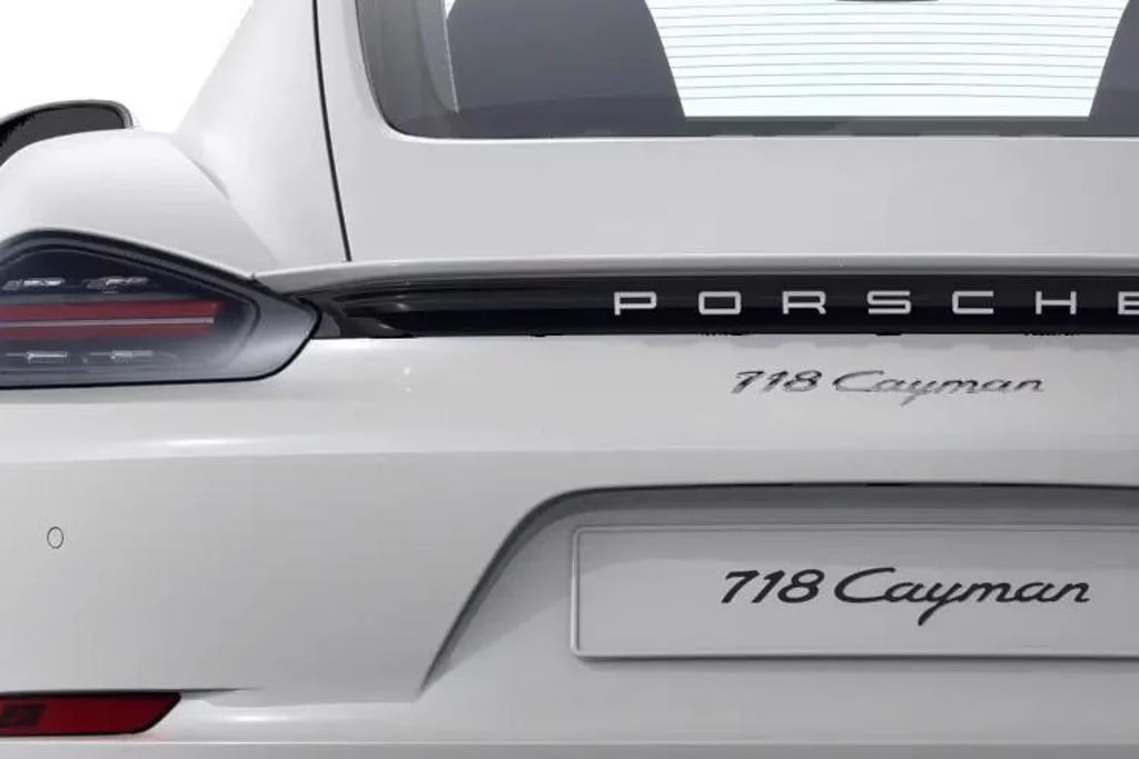 Porsche Cayman 2.0 2dr