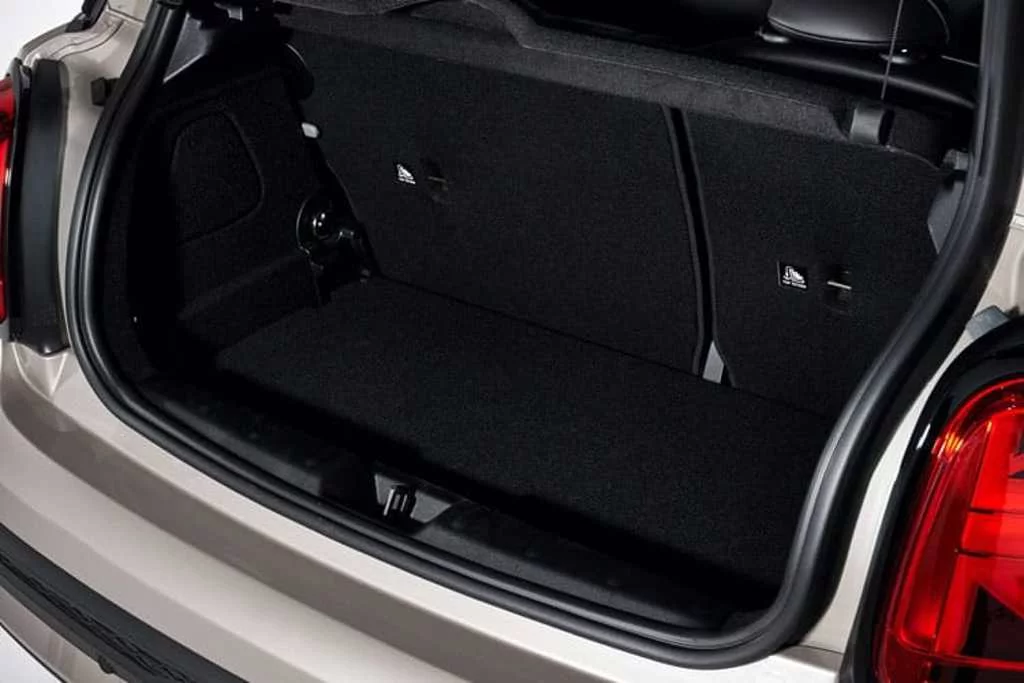 MINI Hatchback 2.0 John Cooper Works Premium Plus 3dr Auto