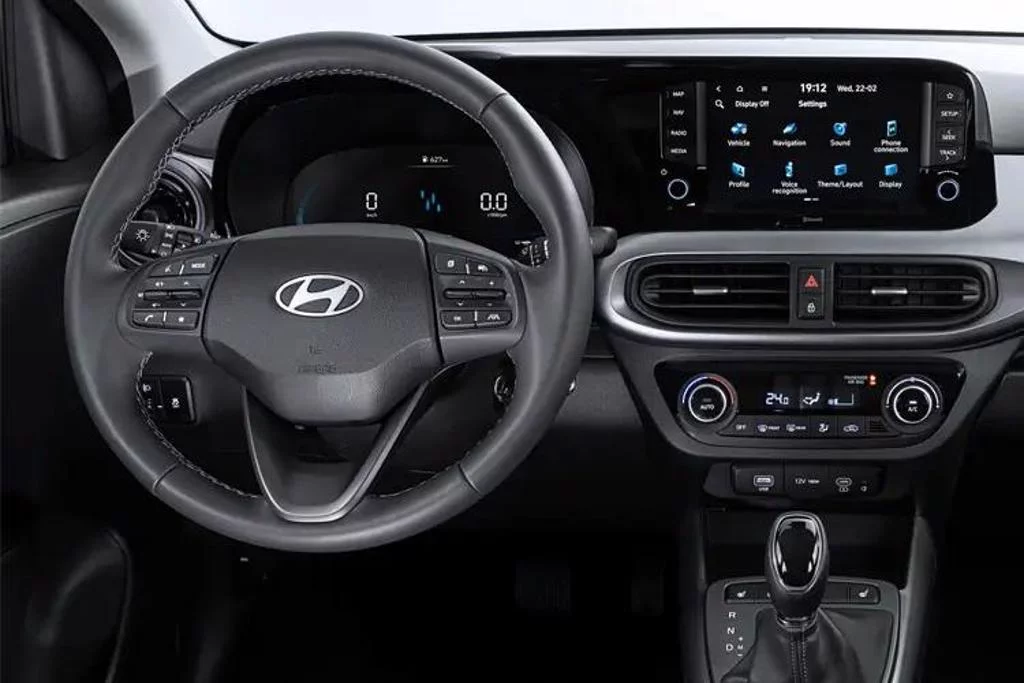 Hyundai i10 1.0 63 Advance 5dr Auto Nav